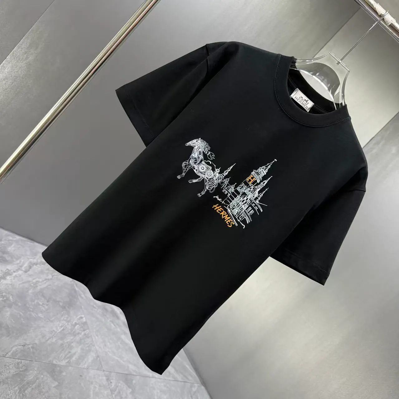 HERM* * 2026 New Arrival T logo ：Black White Yellow Bright Red Sizes：S M L XL XXL
